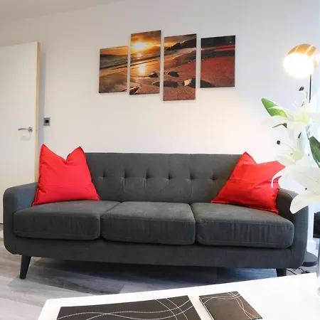 Necairport Interchange Shortstay Homebase 아파트
