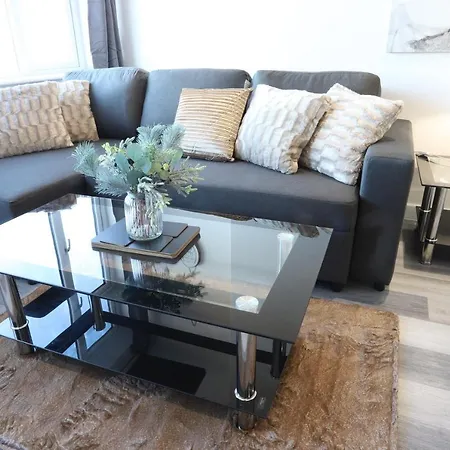Necairport Interchange Shortstay Homebase 버밍엄