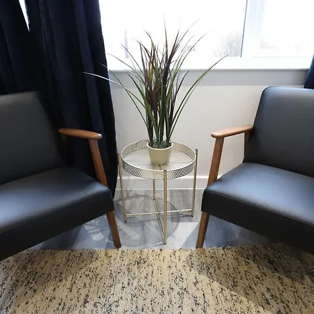 Necairport Interchange Shortstay Homebase 버밍엄