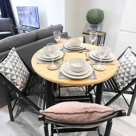 아파트 Necairport Interchange Shortstay Homebase *