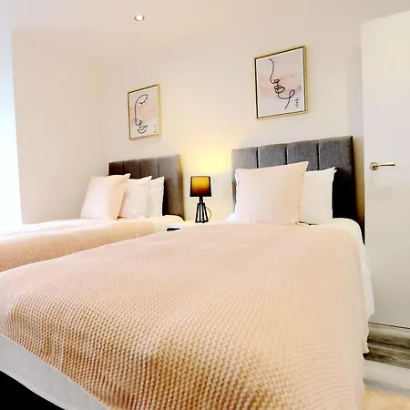 Necairport Interchange Shortstay Homebase 아파트 *